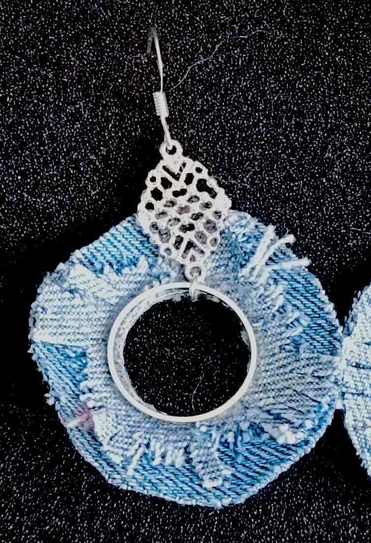 Jeans Oorbel met RVS Haakje & Unieke Elementen